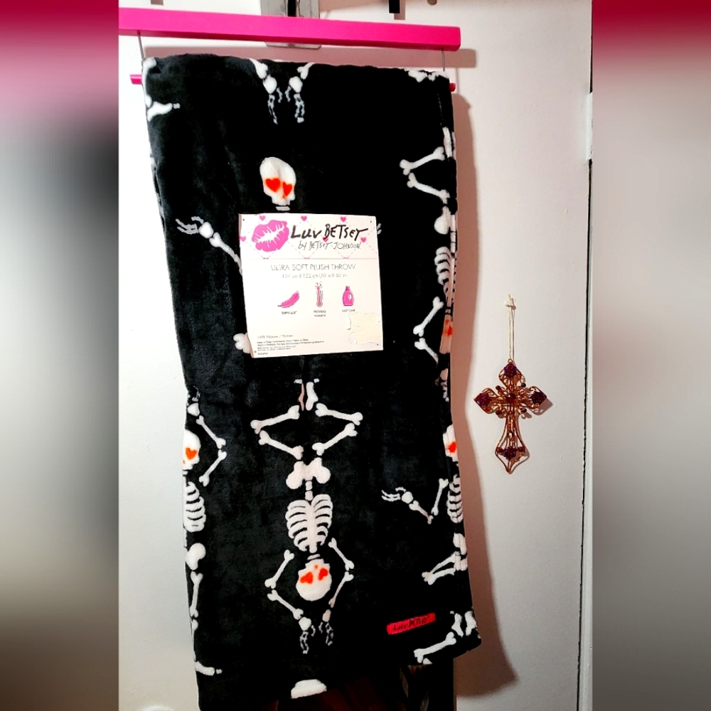Betsey Johnson Skeleton Blanket